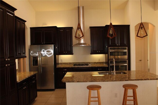 Foto del edificio - 629 Rosemary Cir