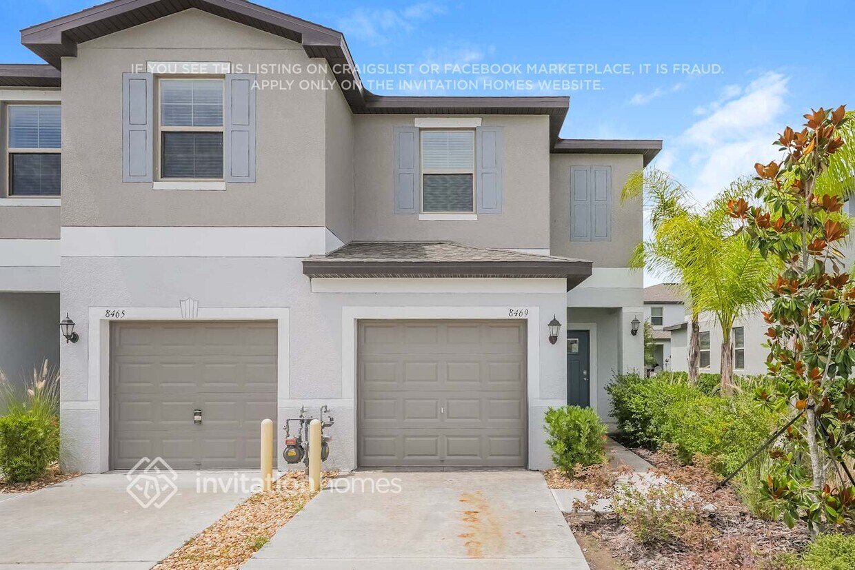 Foto principal - 8469 Campus Woods Way