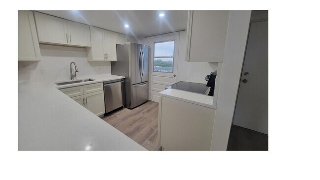 Foto del edificio - 5700 NW 2nd Ave