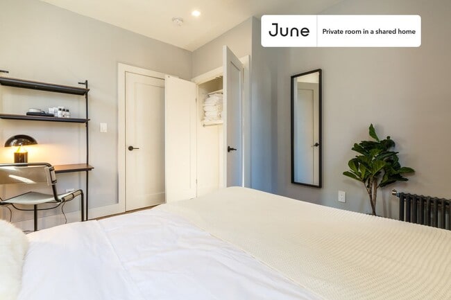 Building Photo - Room in Shared 4 bed/2 bath home in Morningside Heights
