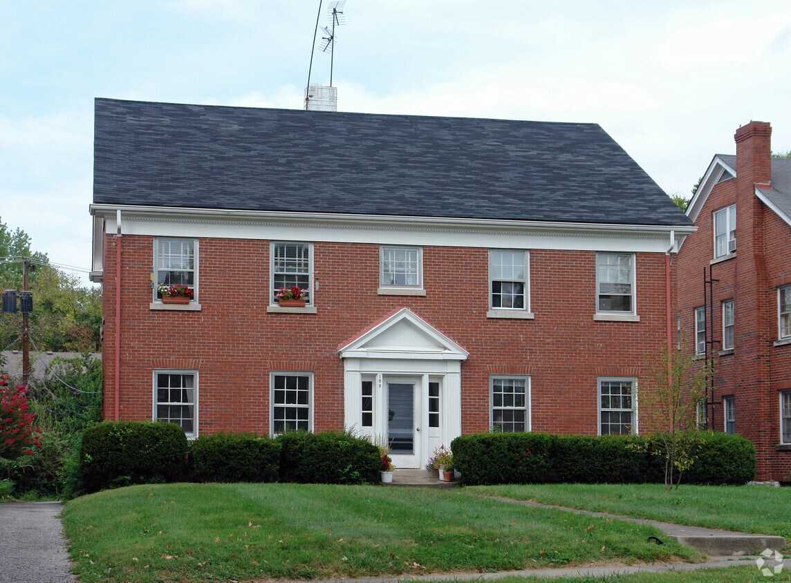Primary Photo - 109 Cochran Rd