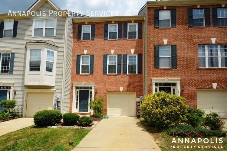 Foto principal - 1016 Meandering Way