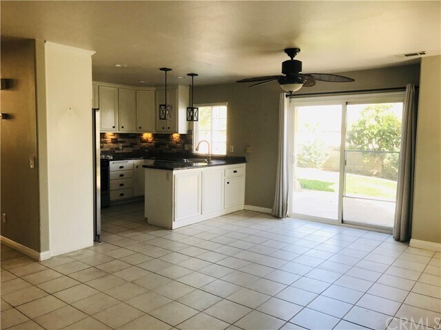 Building Photo - 8418 Derfer Dr