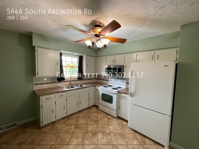 Foto del edificio - Two bedroom townhouse with bonus room for ...