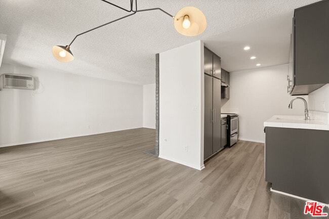 Building Photo - 1457 Butler Ave