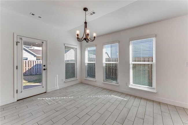 Foto del edificio - 561 Stoneseed St