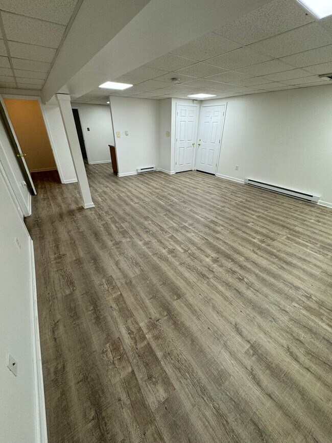 Foto del edificio - 2066 Chester St