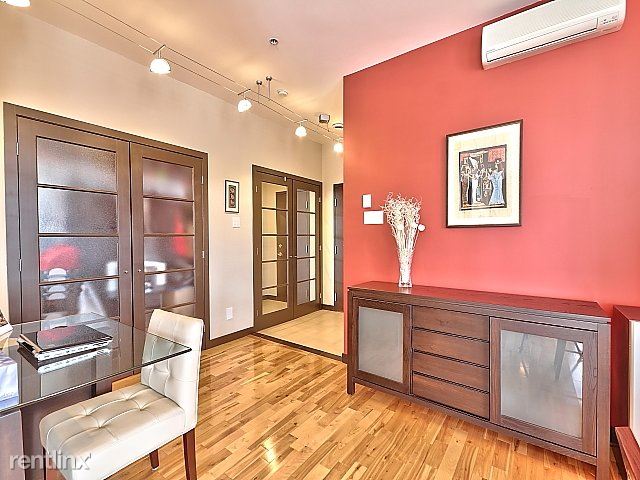 Primary Photo - 30 Thomson Pl