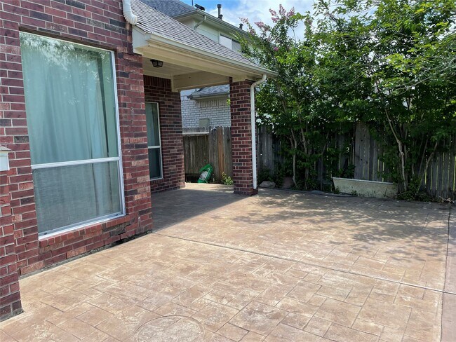 Foto del edificio - 12423 Ashford Hollow Dr