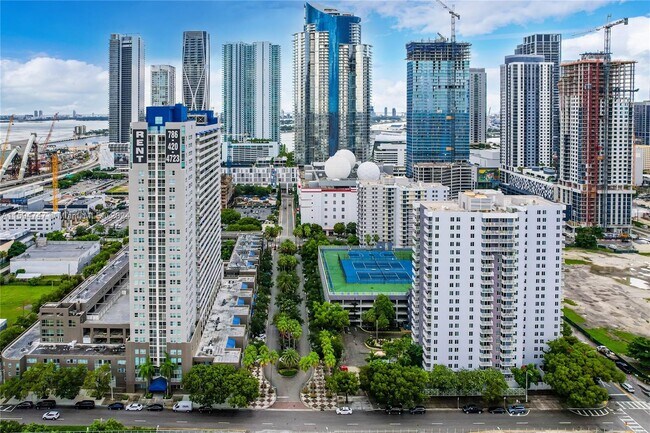 Foto del edificio - 800 N Miami Ave