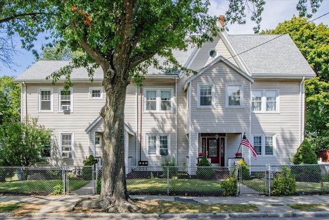 Foto del edificio - 715 Truman Pkwy