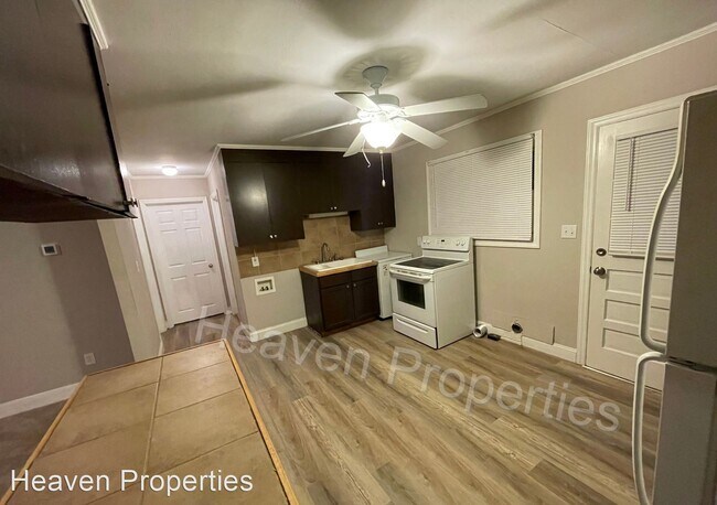 Building Photo - 2 br, 1 bath House - 1301 Klondale Ave