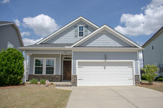 Building Photo - 1045 Glenhaven Dr
