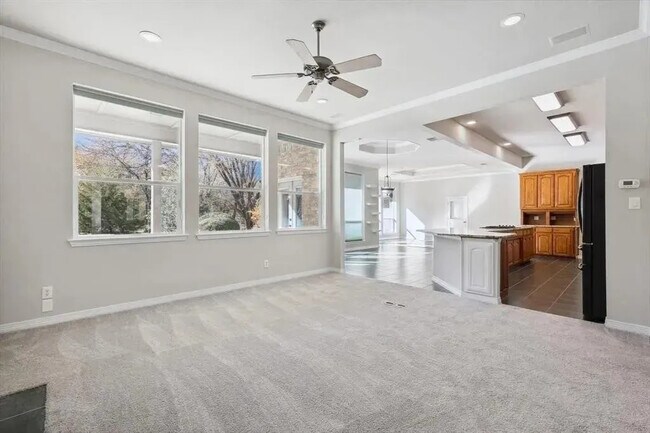 Foto del edificio - 6116 Country Hills Ct