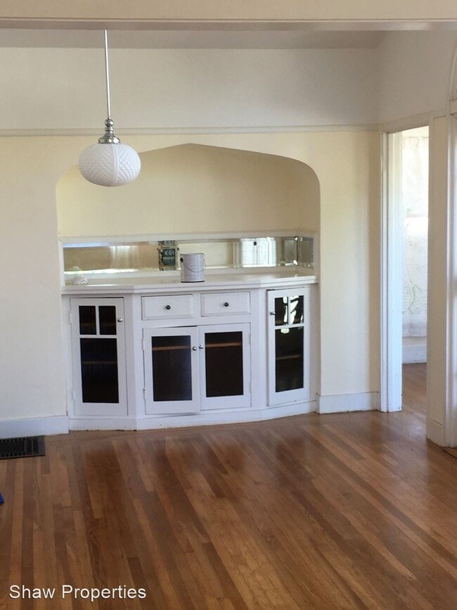 Building Photo - 3 br, 1 bath House - 1775 San Lorenzo Ave