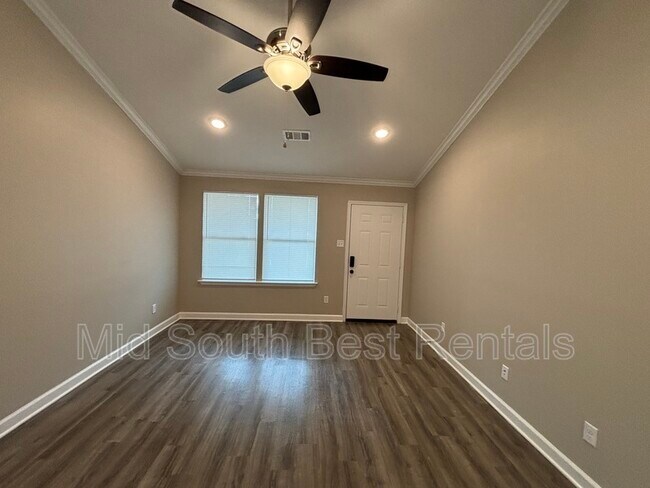 Foto del edificio - 6722 Sandpiper Dr