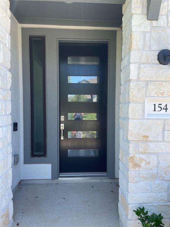 Foto del edificio - 154 Renodes Garden Ln
