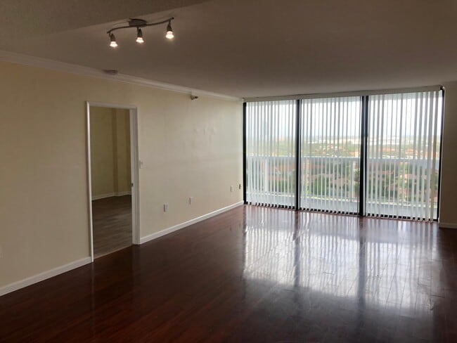 Photo - 20505 E Country Club Dr Townhome