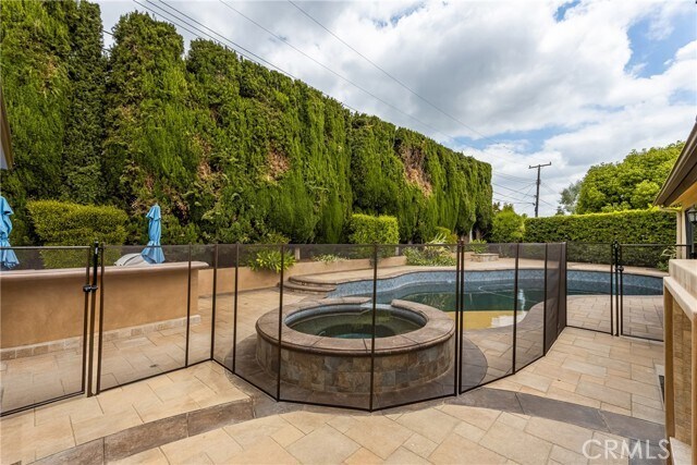 Foto del edificio - 18092 Debi Ln