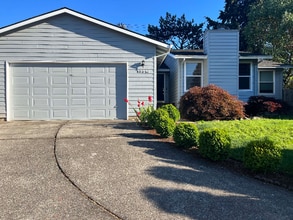 Building Photo - 15546 NW White Fox Dr