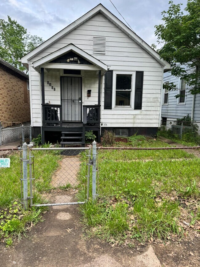 Foto del edificio - 5312 Hamilton Ave