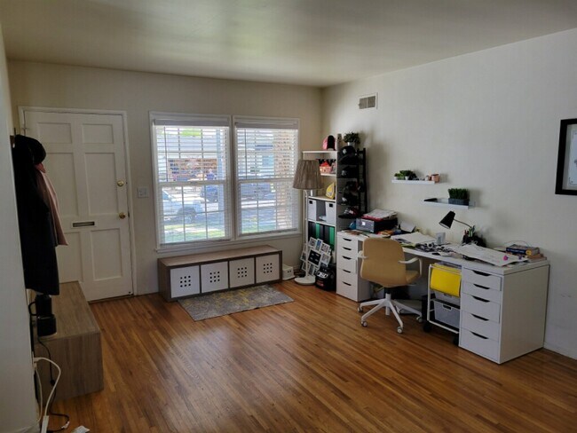 Foto del edificio - 17029 Faysmith Ave