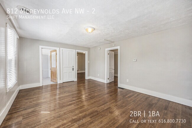 Foto del edificio - 812 Mc Reynolds Ave NW