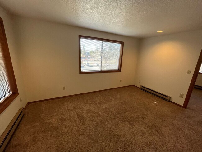 Foto del edificio - River Run Condos - 1 Bed/1 Bath Near Mille...