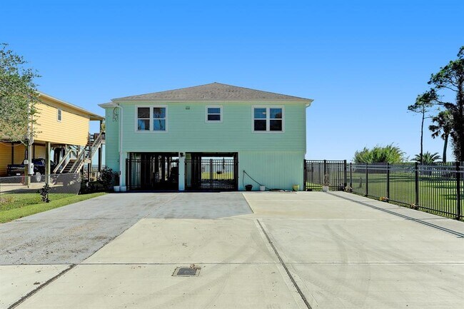 Foto del edificio - 1643 Dick Bay Dr