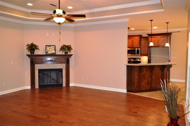 Building Photo - Valley Stream Subdivision!