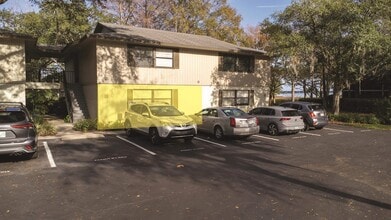 Building Photo - 21 Cristina Ct