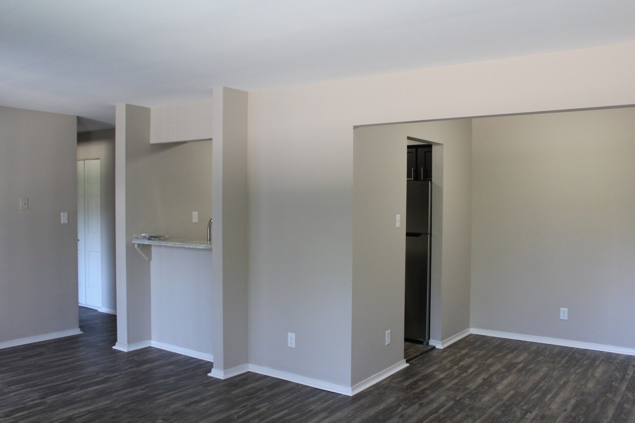 Foto principal - 611 Crescent Dr
