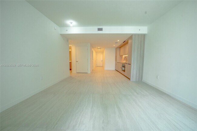 Foto del edificio - 77 SE 5th St