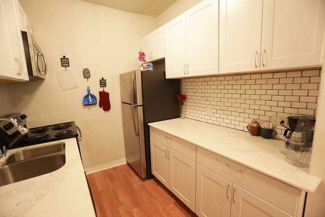 Building Photo - 1416 Austin St