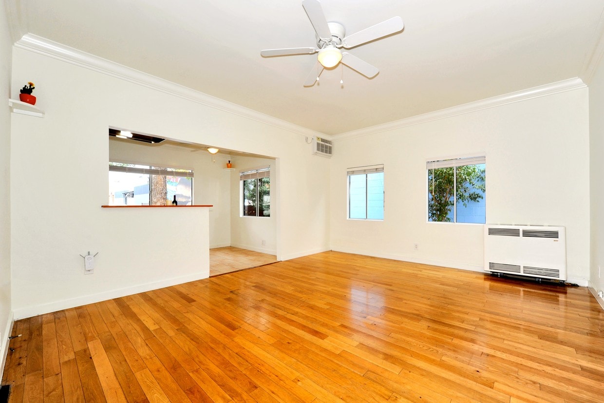 Living Room - 1650 Winona Blvd
