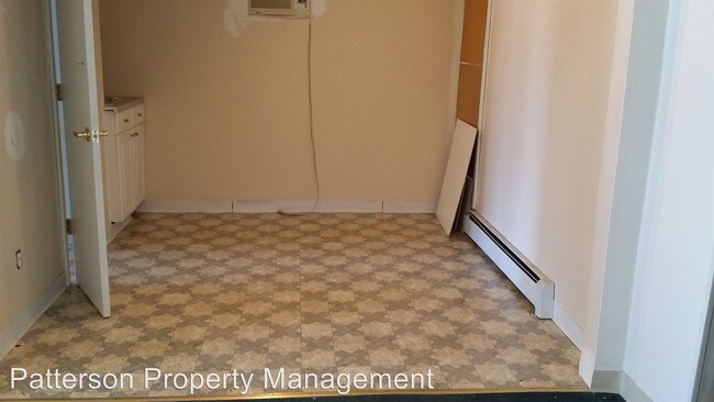 Building Photo - 1 br, 1.5 bath Apartment - 114 The Square