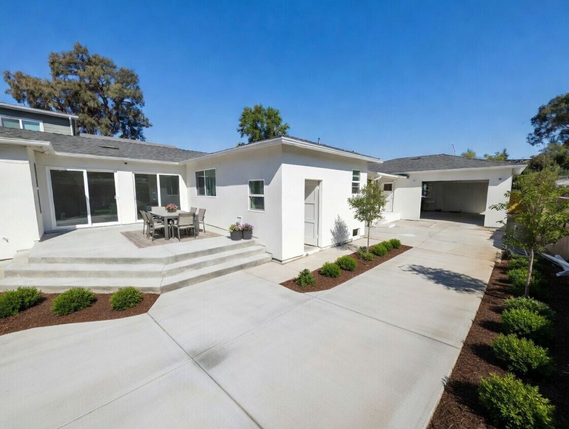 Building Photo - NOW LEASING – SAN LUIS OBISPO | 2026 STUDENT HOUSING