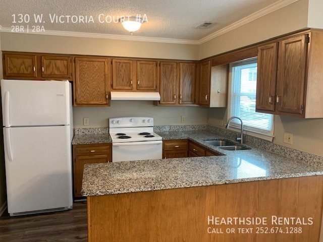 Building Photo - 2 bedroom 2 bath Super 2 at Willoughby Park
