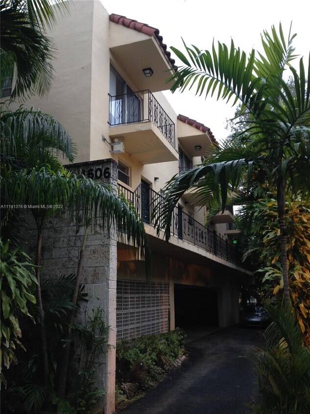 1606 Salzedo St, Coral Gables, FL 33134 Condo for Rent in Coral
