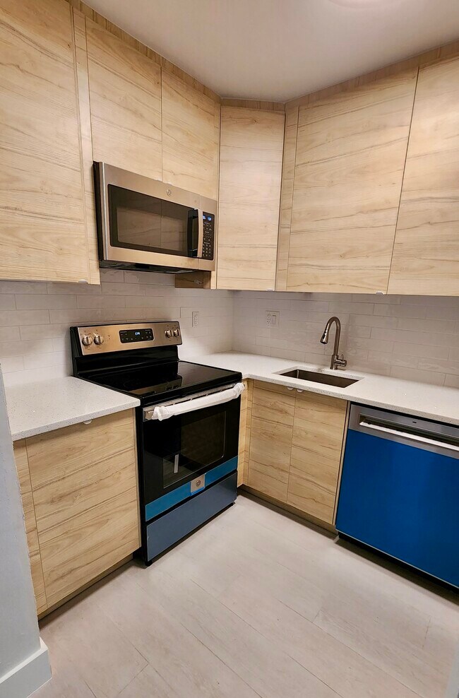 Foto del edificio - 1710 NE 24th Ave