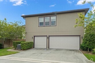 Building Photo - 13835 Behring Ave