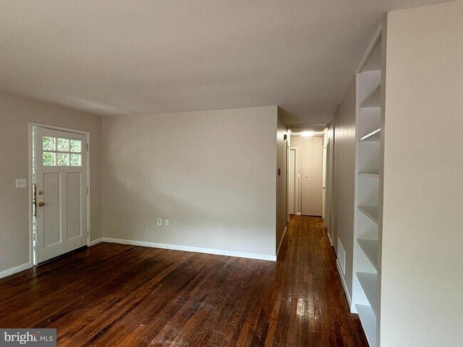 Building Photo - 77 Summerfield Dr