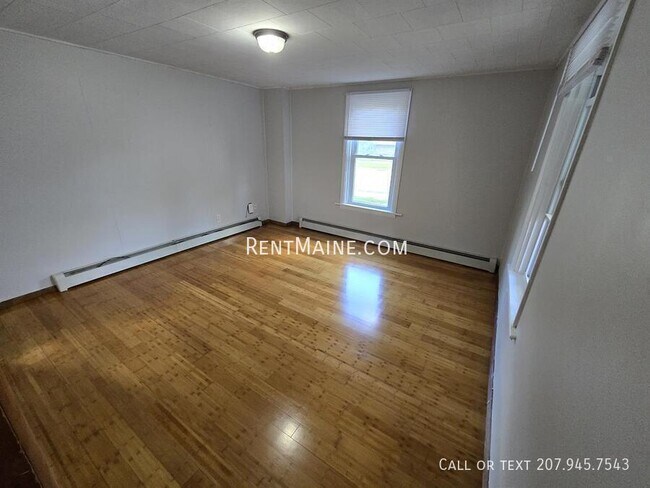Foto del edificio - 324 Grove St