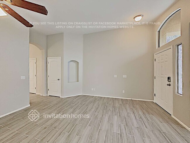 Building Photo - 16097 W Kendall St