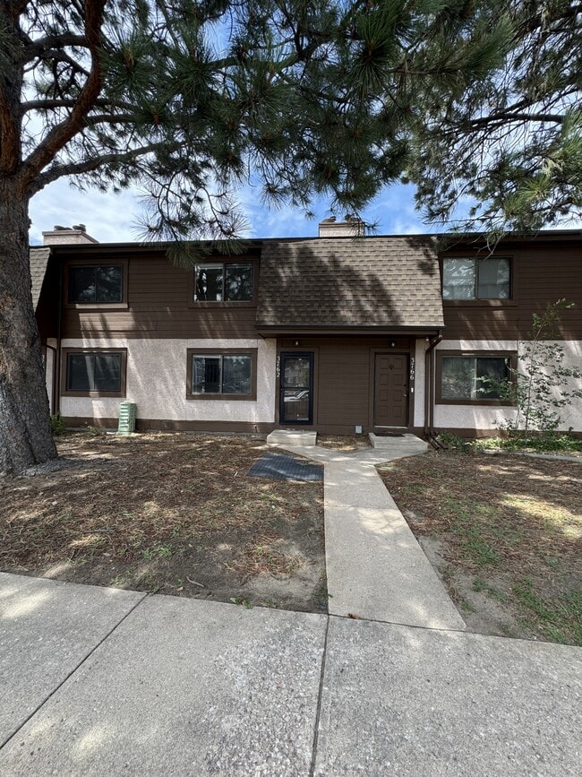 Building Photo - 3762 Oro Blanco Dr