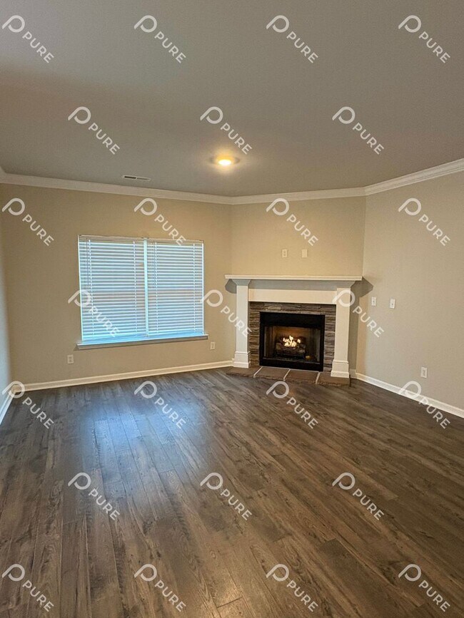 Foto del edificio - 14170 Lannister Ln