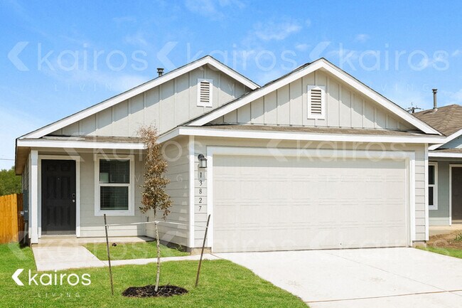 Foto del edificio - 13827 Weir Pl