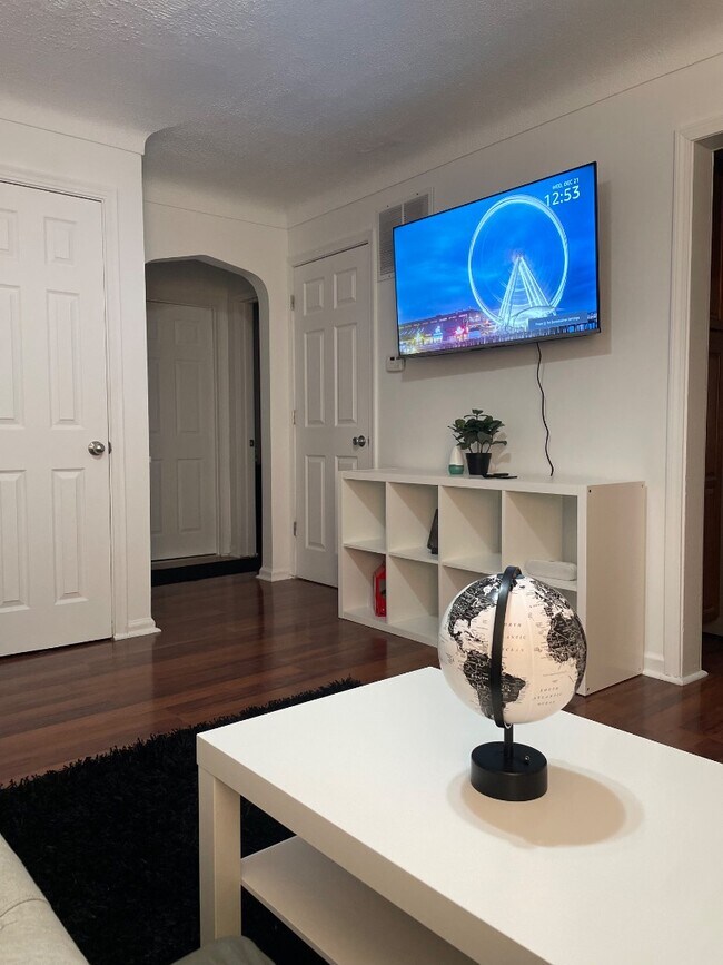 Foto del edificio - 1860 Rochester Rd