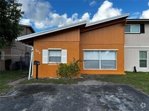 Building Photo - 701 SW 79th Terrace