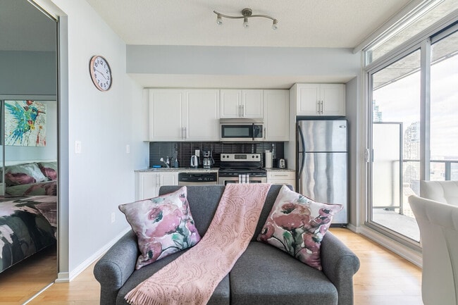 Building Photo - 19 The PATH - Maple Leaf Square